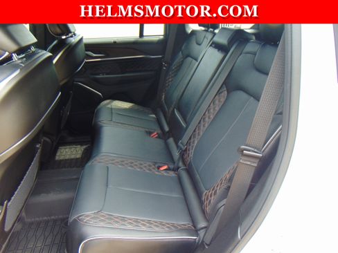 Certified 2025 Jeep Grand Cherokee Summit w/ Adv Protech Group IV AWD/4WD image 40