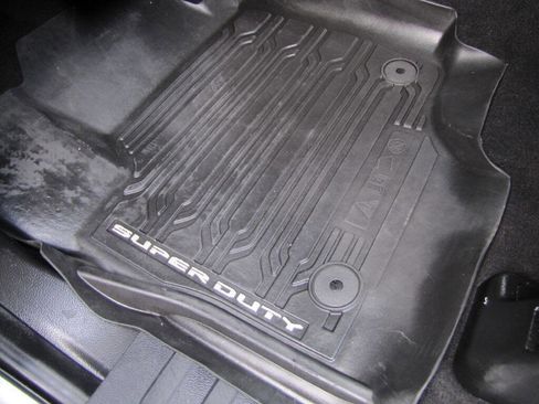 Used 2024 Ford F250 XLT w/ FX4 Off-Road Package image 16