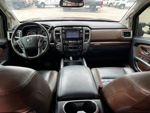Used 2016 Nissan Titan Platinum Reserve RWD image 23