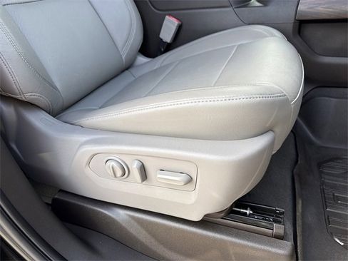 Used 2019 GMC Sierra 1500 SLT w/ SLT Premium Plus Package image 25