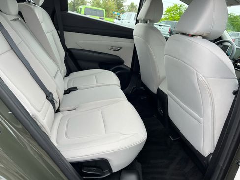 Used 2025 Hyundai Tucson SE FWD image 29