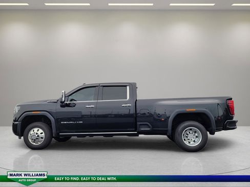 Used 2026 GMC Sierra 3500 Denali Ultimate AWD/4WD image 7