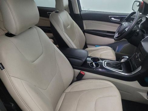 Used 2016 Ford Edge Titanium w/ Equipment Group 301A image 21