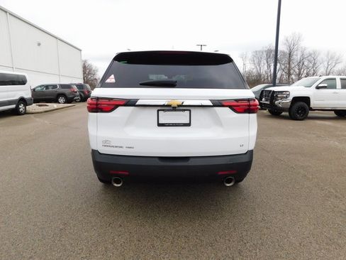 Used 2023 Chevrolet Traverse LT image 4