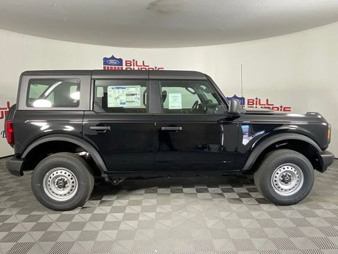 New 2026 Ford Bronco 4-Door AWD/4WD image 2