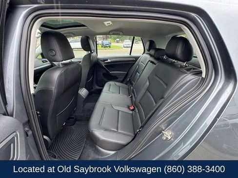 Used 2018 Volkswagen Golf SE FWD image 9