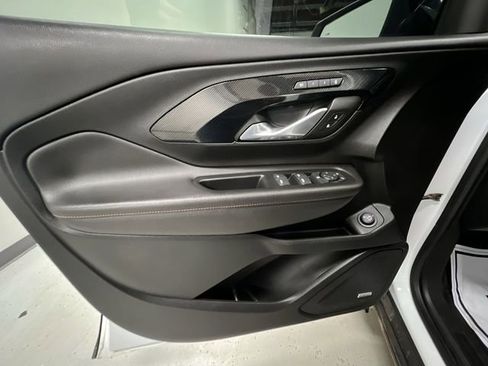 Certified 2022 GMC Terrain AT4 w/ Infotainment Package II AWD/4WD image 23