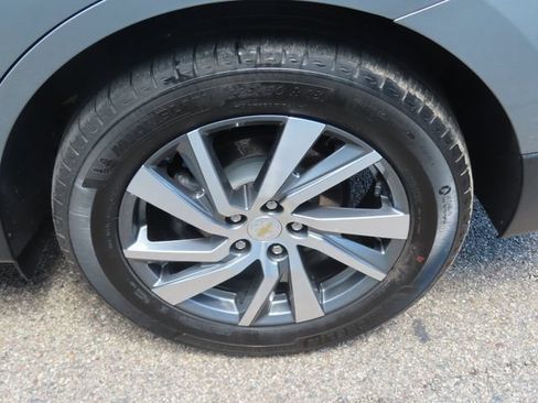 Used 2024 Chevrolet Equinox LT AWD/4WD image 15