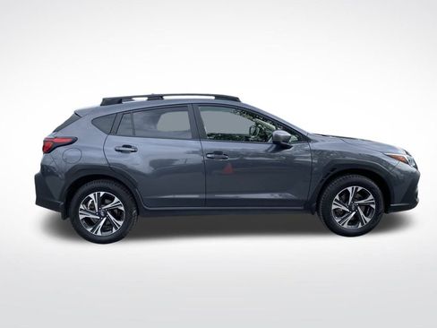Used 2024 Subaru Crosstrek 2.0i Premium image 16