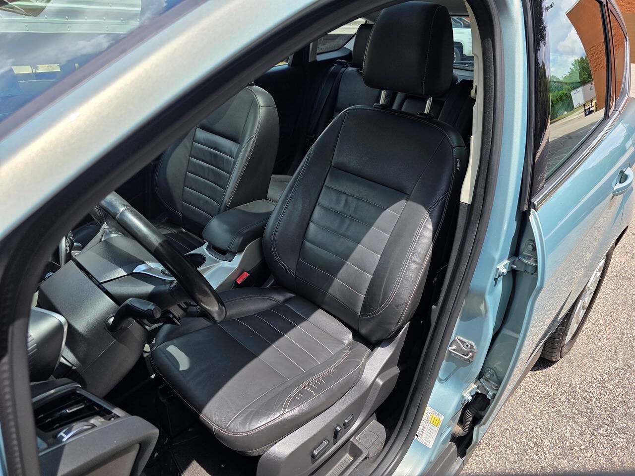 Used 2013 Ford C-MAX SEL FWD image 14