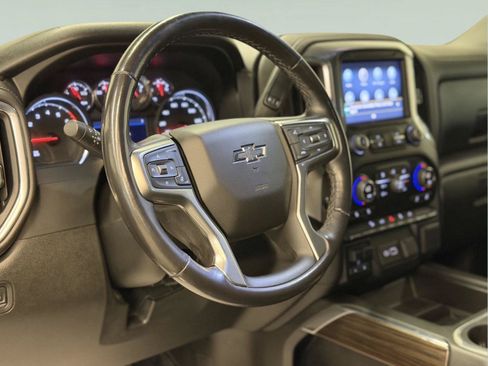 Used 2022 Chevrolet Silverado 1500 LT Trail Boss w/ Convenience Package II AWD/4WD image 21