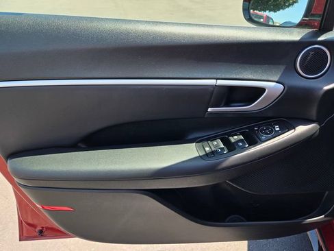 Used 2025 Hyundai Sonata SEL FWD image 16