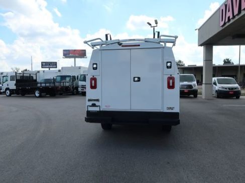 Used 2020 GMC Savana 3500 w/ Power Convenience Package image 5