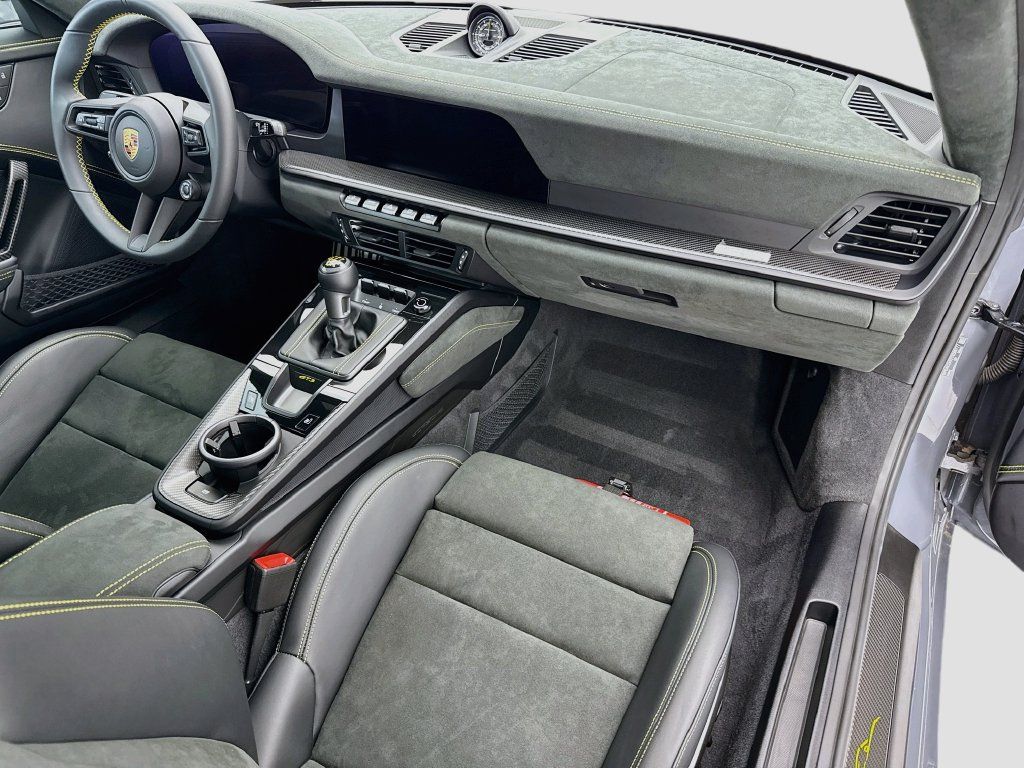 Certified 2026 Porsche 911 GT3 RWD image 18