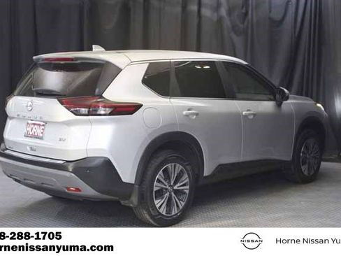Used 2022 Nissan Rogue SV image 13