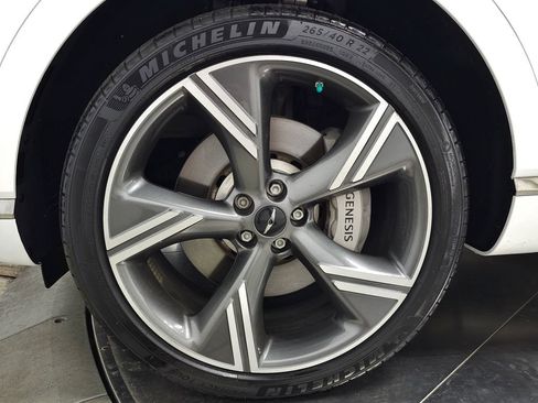 Used 2025 Genesis GV80 3.5T Prestige AWD/4WD image 14