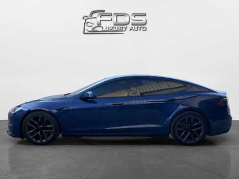 Used 2021 Tesla Model S Plaid image 2