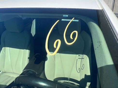 Used 2017 Buick LaCrosse Preferred image 33