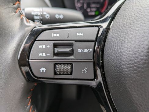 Used 2025 Honda HR-V Sport image 25