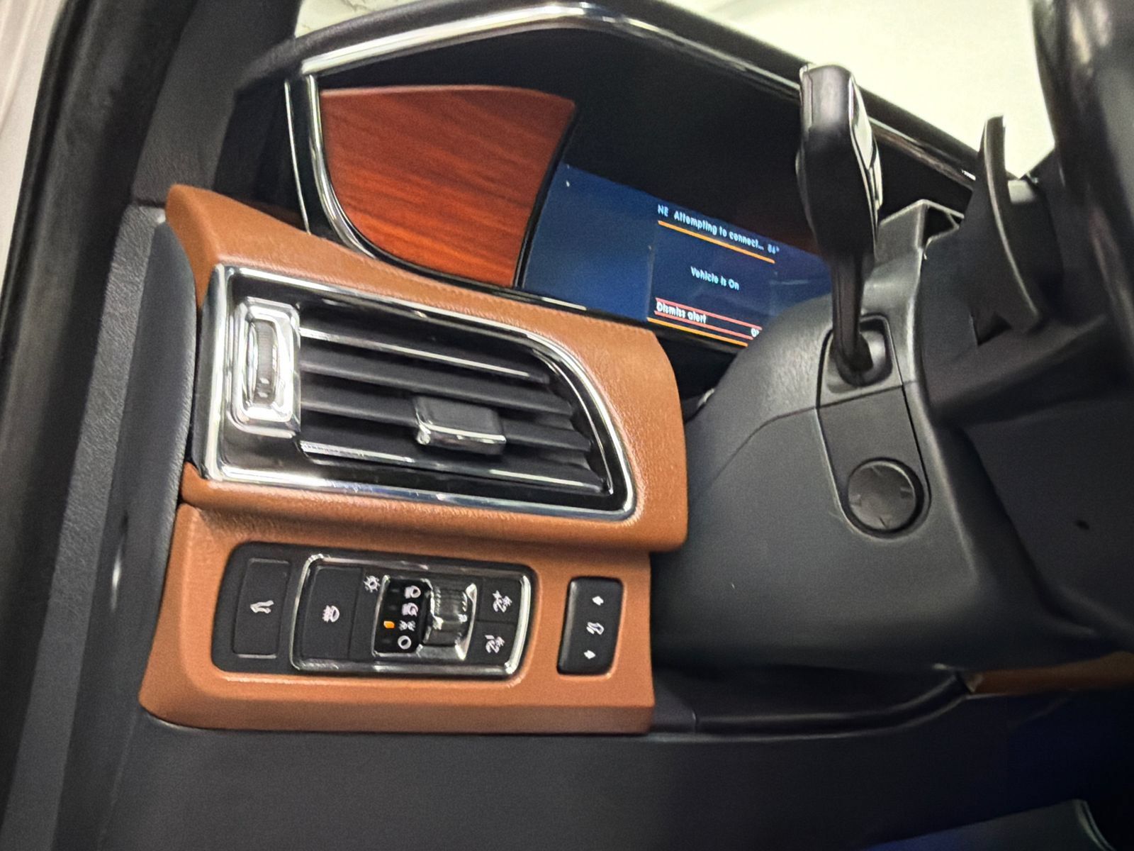 Used 2022 Lincoln Navigator L Reserve AWD/4WD image 37