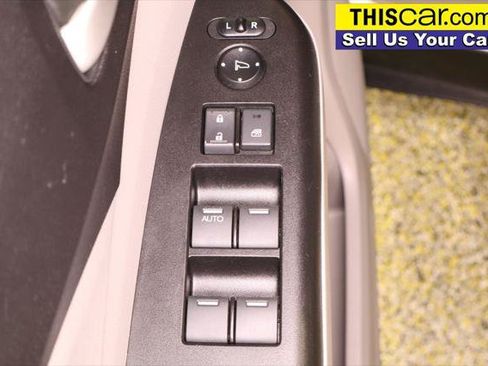 Used 2012 Honda CR-V LX image 28