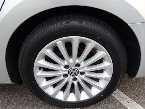 Used 2017 Volkswagen Passat 1.8T SE image 35