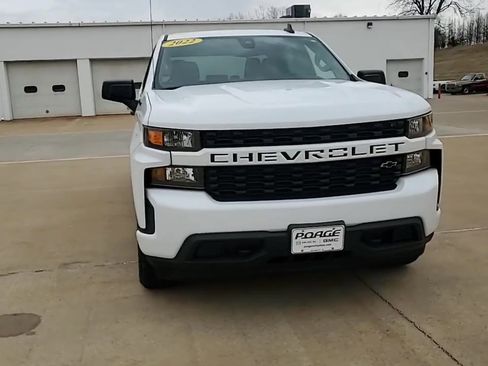 Used 2022 Chevrolet Silverado 1500 Custom w/ LPO, Dark Essentials Package AWD/4WD image 3