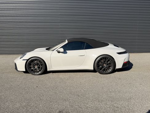 Certified 2026 Porsche 911 Carrera GTS image 2