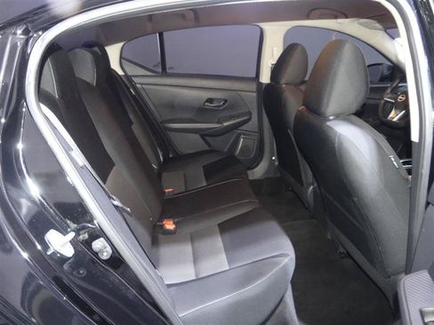 Used 2025 Nissan Sentra SV FWD image 27