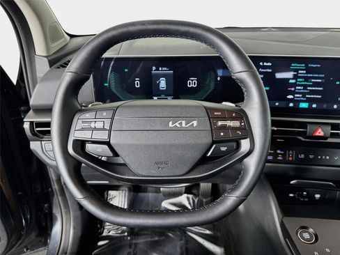 Certified 2026 Kia Sportage S AWD/4WD image 12