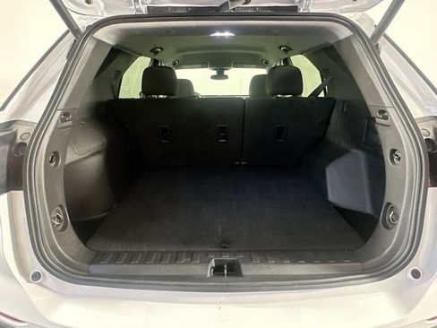 Used 2024 Chevrolet Equinox LT AWD/4WD image 27