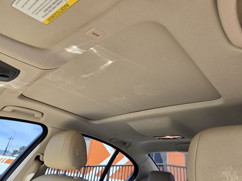 Used 2015 BMW 528i Sedan RWD image 8