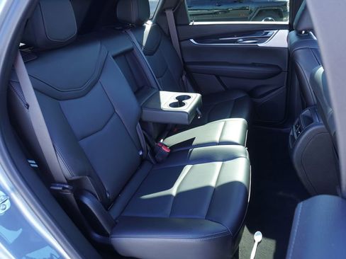 Certified 2025 Cadillac XT5 Premium Luxury image 9