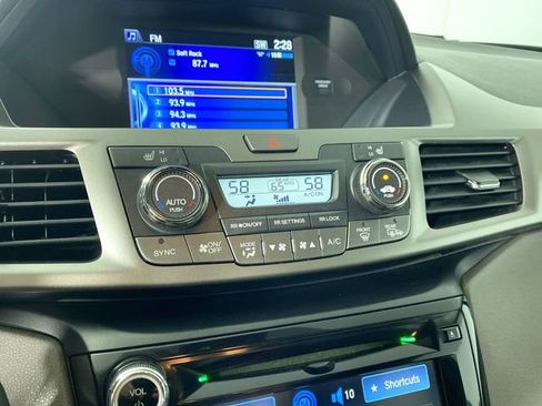 Used 2016 Honda Odyssey EX-L image 9