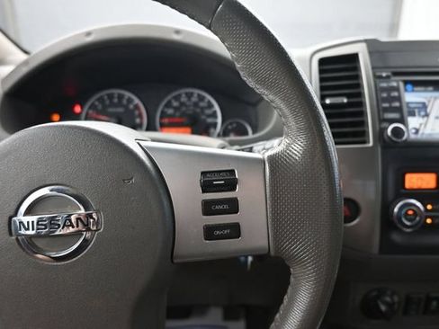 Used 2019 Nissan Frontier SL AWD/4WD image 15