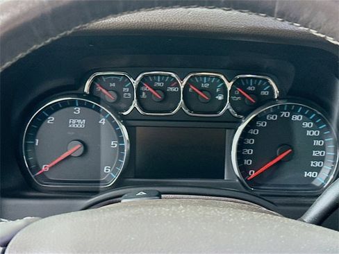 Used 2018 Chevrolet Tahoe LT image 12