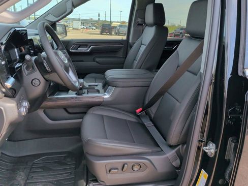 New 2026 GMC Sierra 1500 SLT AWD/4WD image 13