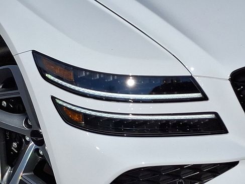 Used 2025 Genesis G80 3.5T Sport image 28