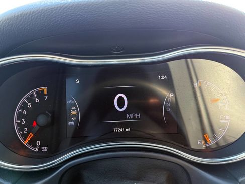 Used 2018 Jeep Grand Cherokee Altitude image 20