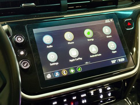 Used 2023 Chevrolet Bolt LT w/ Infotainment Package FWD image 18