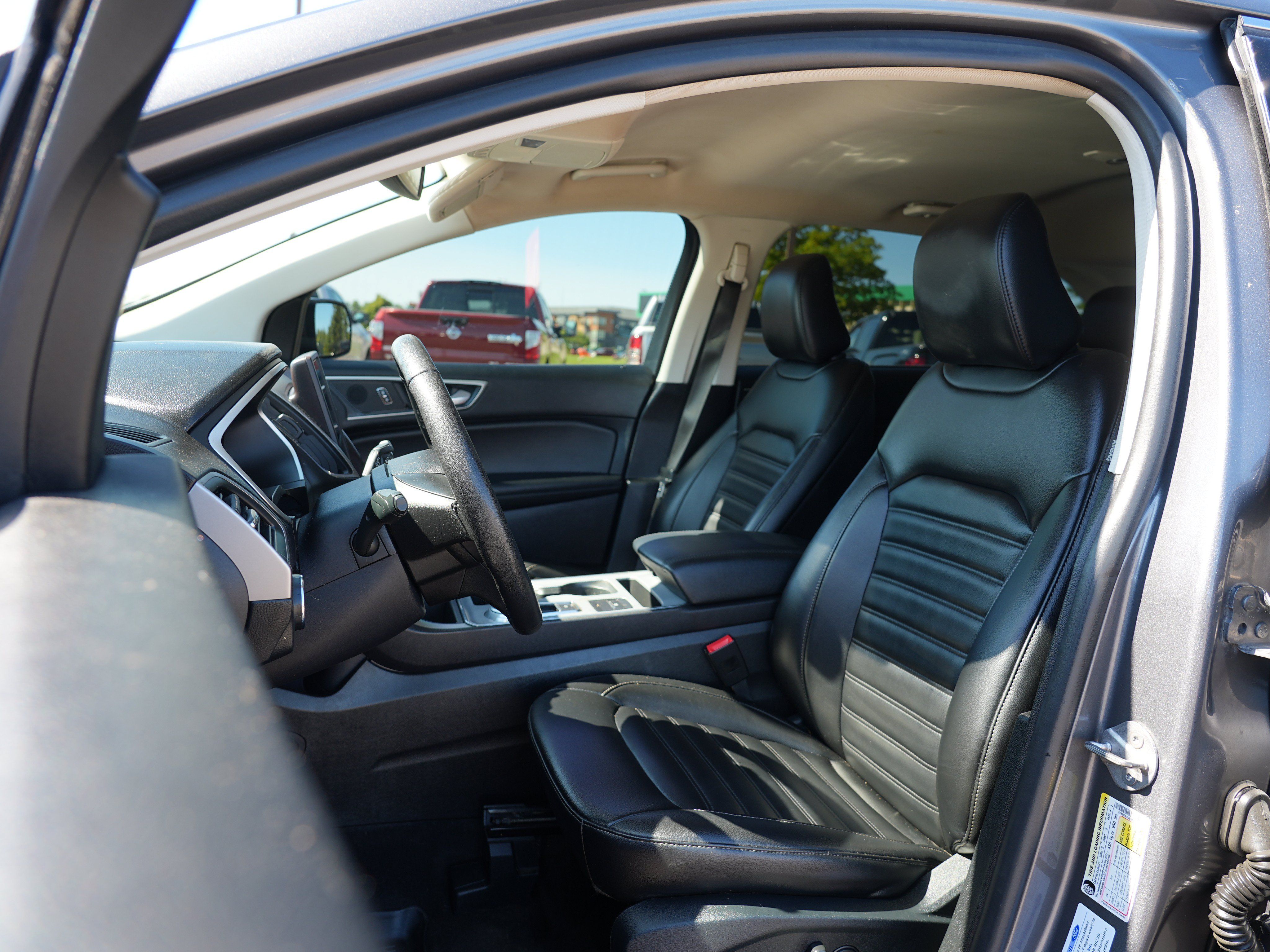 Used 2021 Ford Edge SEL w/ Convenience Package AWD/4WD image 12