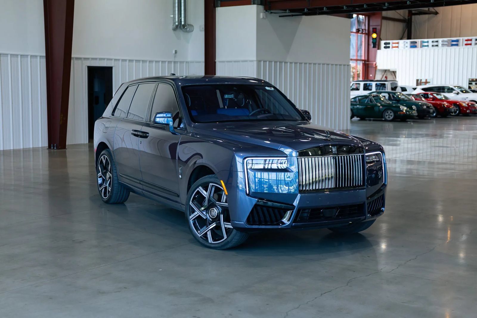 Used 2025 Rolls-Royce Cullinan Black Badge AWD/4WD image 6