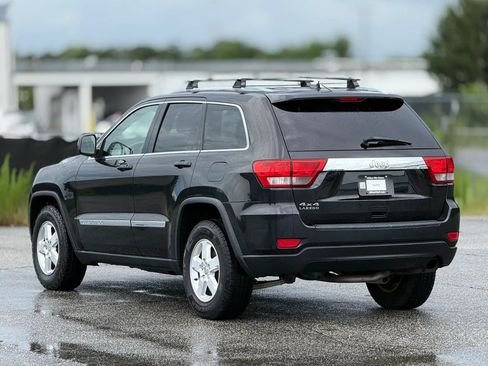 Used 2011 Jeep Grand Cherokee Laredo AWD/4WD image 10