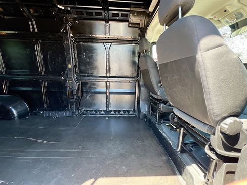 Used 2023 RAM ProMaster 2500 image 28