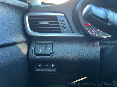 Used 2019 Kia Optima LX w/ LX 17" Wheel Package image 9