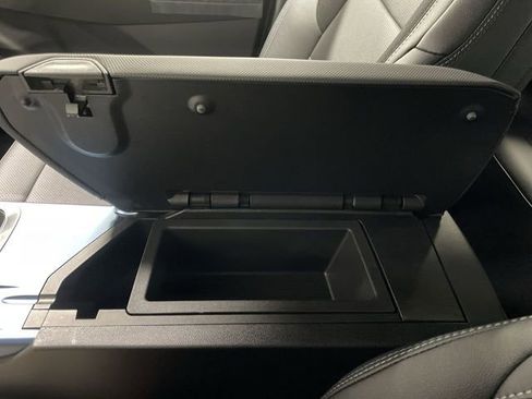 New 2026 Chevrolet Equinox EV LT image 21