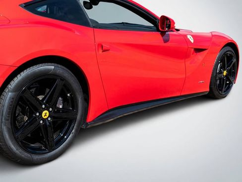 Certified 2017 Ferrari F12 Berlinetta RWD image 19