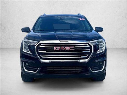 Used 2023 GMC Terrain SLT FWD image 3