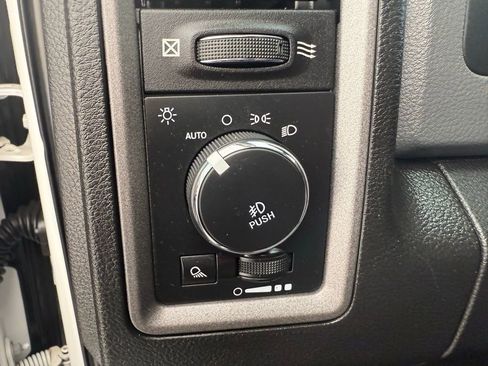 Used 2019 RAM 1500 Express w/ Express Value Package image 22