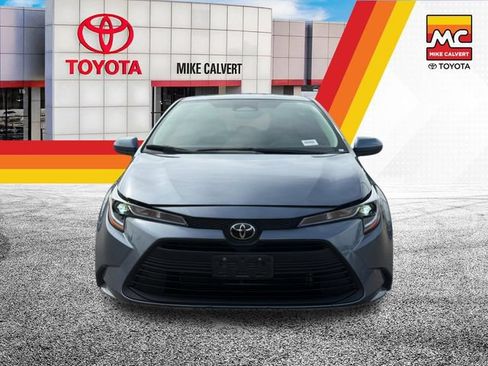 Used 2026 Toyota Corolla LE FWD image 8